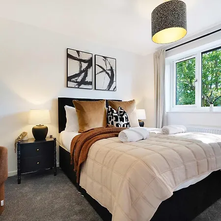 Modern 3br Brompton Court Wi-fi By With Us Дом отдыха *