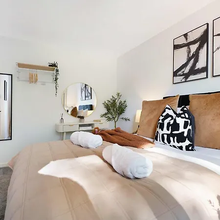 Modern 3br Brompton Court Wi-fi By With Us Дом отдыха *
