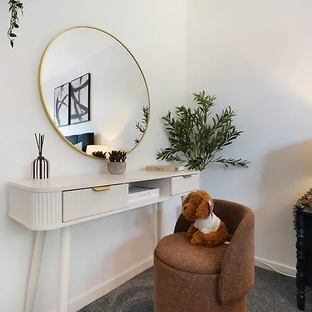 Дом отдыха Modern 3br Brompton Court Wi-fi By With Us Easby